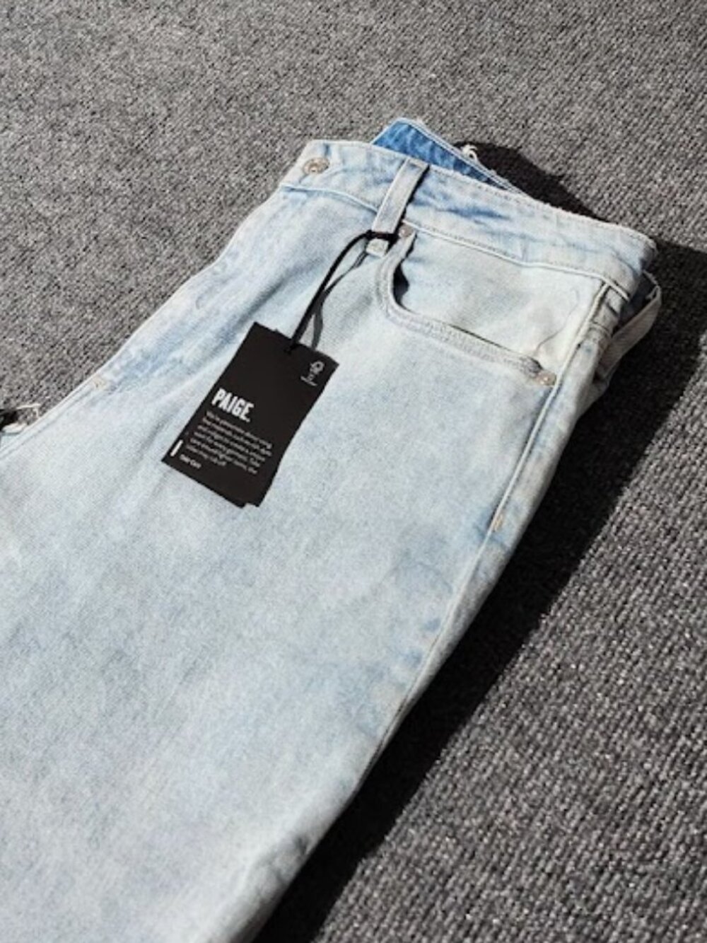 Paige Women's Stella Raw Inseam Slit Jeans Size 32 NWT - Picture 2 of 5